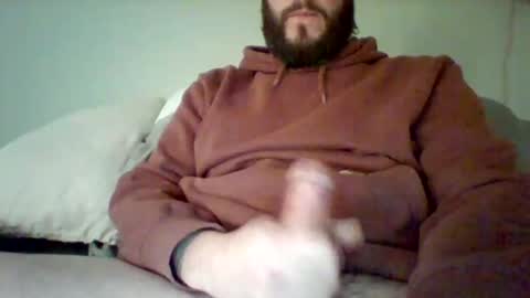 Snapshot of tanlines85 chatting on 02/14/25, 10:04 Help Me Edge online show from 02/14/25, 10:04