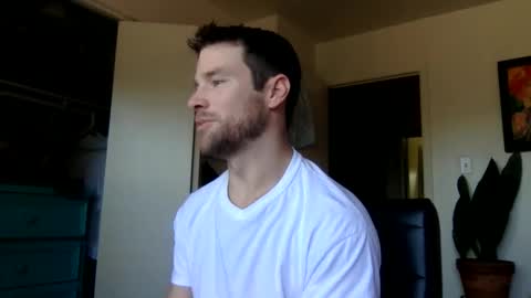 Dr. Love online show from 11/26/25, 03:35