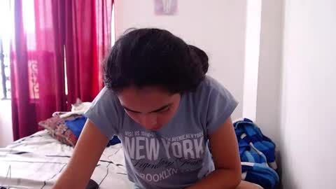 Angeline  Follow  online show from 12/09/24, 07:39