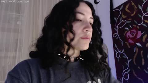 Snapshot of tanya_worldbondage chatting on 09/15/25, 02:22 tanya online show from 09/15/25, 02:22