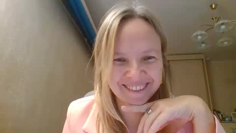 tanystar online show from 11/30/25, 02:04