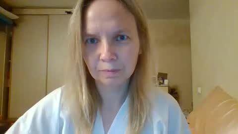 tanystar online show from 12/01/25, 01:16