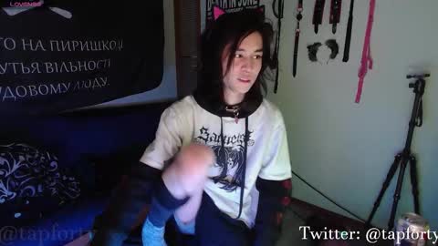 tap_forty online show from 11/25/25, 01:27