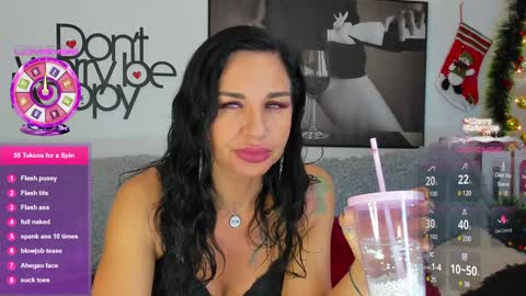 Snapshot of tara_bloss chatting on 01/11/25, 02:30 Tara online show from 01/11/25, 02:30