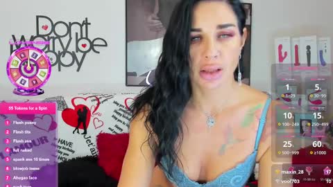 Snapshot of tara_bloss chatting on 02/12/25, 06:08 Tara online show from 02/12/25, 06:08