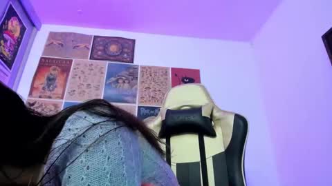    online show from 01/04/25, 07:34