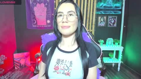 Snapshot of tara_joi chatting on 01/16/25, 10:12 Tara online show from 01/16/25, 10:12