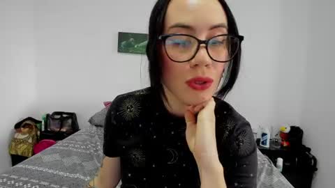 Snapshot of tara_joi chatting on 06/23/26, 04:16 Tara online show from 06/23/26, 04:16