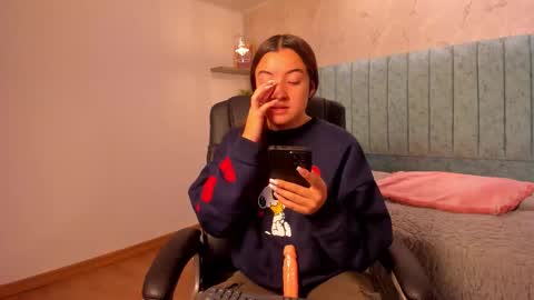 Snapshot of tara_parker chatting on 02/21/26, 12:39 Tara online show from 02/21/26, 12:39