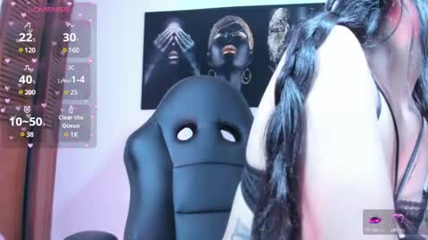 xemy Please help me to reach 1000 thumbs up online show from 12/29/24, 02:17