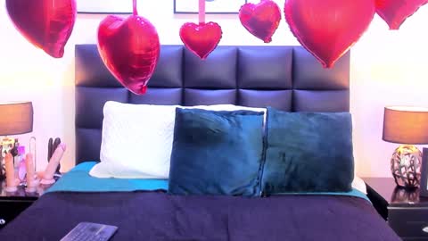 taracarsonn online show from 02/11/25, 11:22