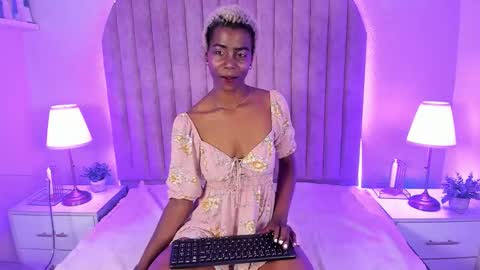 Snapshot of taramasud_ chatting on 02/25/26, 12:09 taramasud_ online show from 02/25/26, 12:09