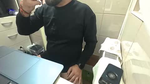 tarkan198 online show from 01/09/26, 05:48