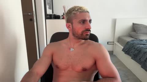 tarquit8 online show from 09/20/25, 01:56