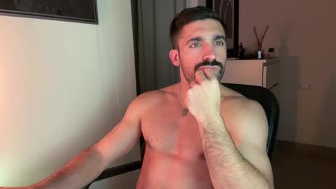 tarquit8 online show from 01/14/26, 08:58