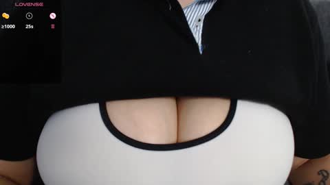 tarrant_ online show from 01/27/25, 12:43