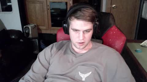 tarus333 online show from 12/16/25, 01:54