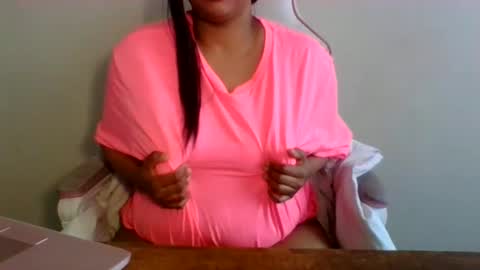 Snapshot of tasha_sky chatting on 02/21/25, 10:15 tasha_sky online show from 02/21/25, 10:15