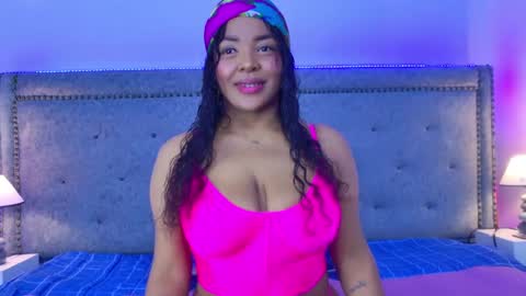 Snapshot of tashadex chatting on 10/12/25, 02:16 Tasha online show from 10/12/25, 02:16