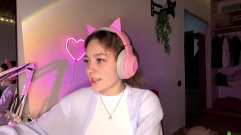 Darlin online show from 02/16/26, 10:17