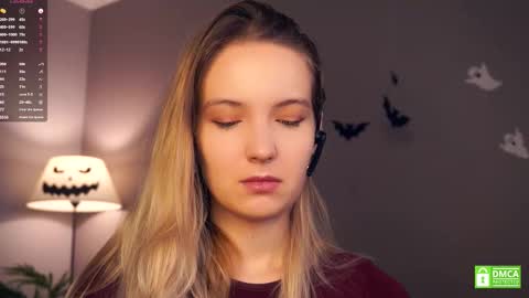 Your Ressie online show from 10/31/25, 07:31