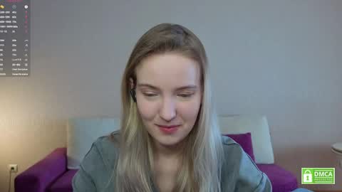 Snapshot of tashinapetitto chatting on 05/07/26, 06:41 Your Ressie online show from 05/07/26, 06:41