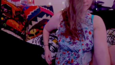 Vivian  Clark online show from 02/01/25, 12:58