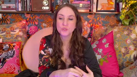 Vivian  Clark online show from 03/06/26, 09:50