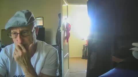 Tas online show from 12/20/25, 12:01