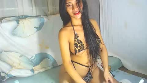 tasteofinnocentxx online show from 04/14/26, 12:05