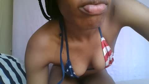 Snapshot of tastey_babe chatting on 02/08/26, 07:23 tastey_babe online show from 02/08/26, 07:23