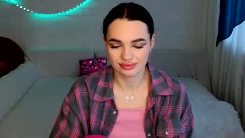 tasty_babyy online show from 01/13/26, 08:52