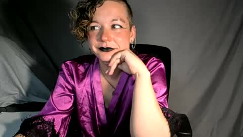 Snapshot of tastydreams_ chatting on 06/25/26, 02:33 TastyDreams online show from 06/25/26, 02:33