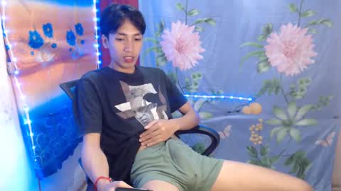 Ask me online show from 02/01/25, 04:35