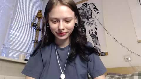 tata__goth_ online show from 03/11/26, 11:27