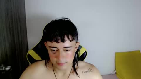 T A T A N online show from 11/11/25, 09:15