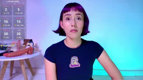 Snapshot of tati_cardenas chatting on 05/25/26, 02:39 AME online show from 05/25/26, 02:39