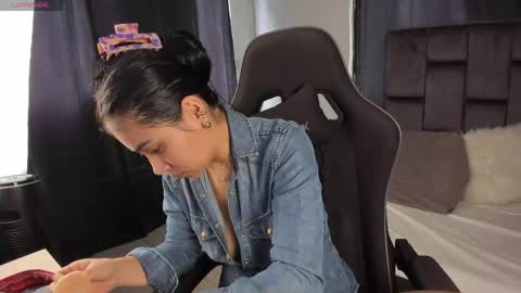 Tatiana online show from 04/17/26, 08:01