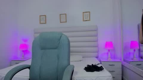 tatiana_arboleda online show from 01/15/26, 03:22