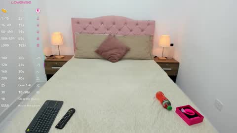 Tatiana Ayala online show from 09/13/25, 03:39