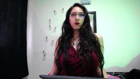 tatiana online show from 01/25/25, 09:04