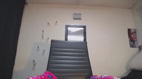 tatiana online show from 02/07/25, 12:09