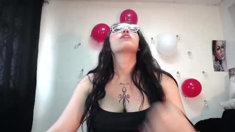 tatiana online show from 02/15/25, 05:50