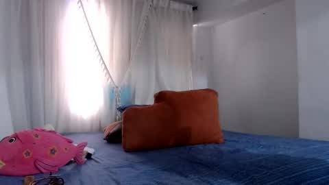 tatiana giraldo online show from 03/08/25, 08:35