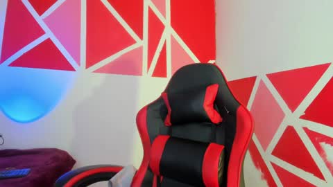 tatiana onnel online show from 04/02/26, 07:44