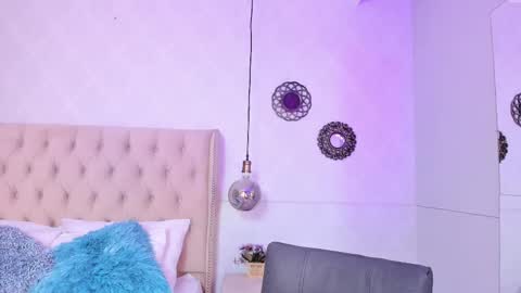 Snapshot of tatihornyy chatting on 10/04/25, 10:35 TATI online show from 10/04/25, 10:35