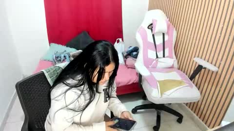 tatihot_6969 online show from 05/07/26, 02:50
