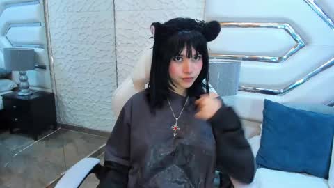 tatilee online show from 10/24/25, 09:49