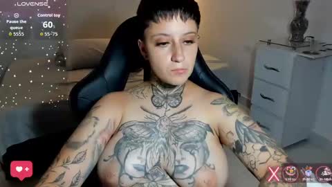 jess online show from 10/15/25, 07:36
