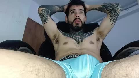 Snapshot of tatsexboy chatting on 05/08/26, 09:14 SeX-Boy online show from 05/08/26, 09:14